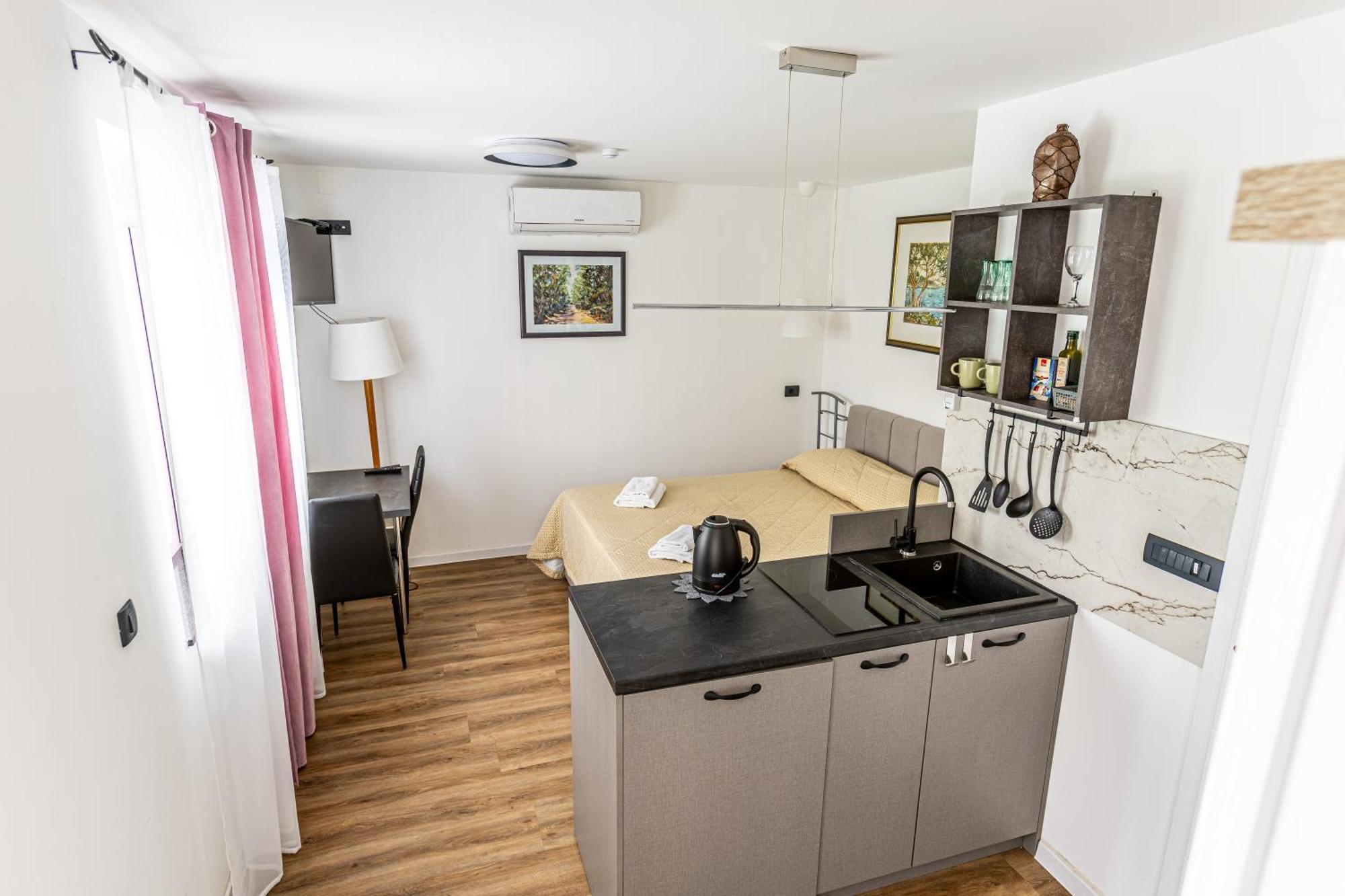 Inn The Center Zagreb Studio Apartment Eksteriør billede